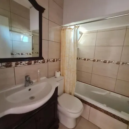 2bd Flat Next To Dasudi * Λεμεσός