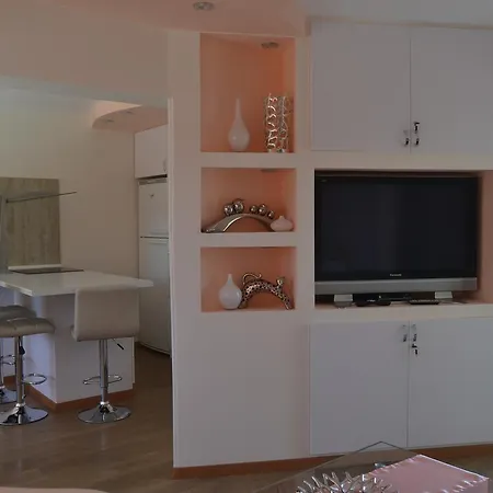 2bd Flat Next To Dasudi Λεμεσός