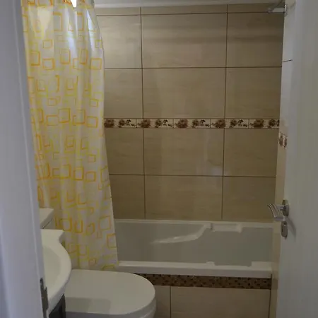 2bd Flat Next To Dasudi Apartmán Lemesos