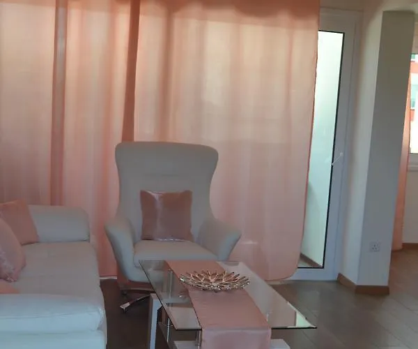 двуспальная возле дасуди *