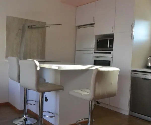 двуспальная возле дасуди Lägenhet Limassol